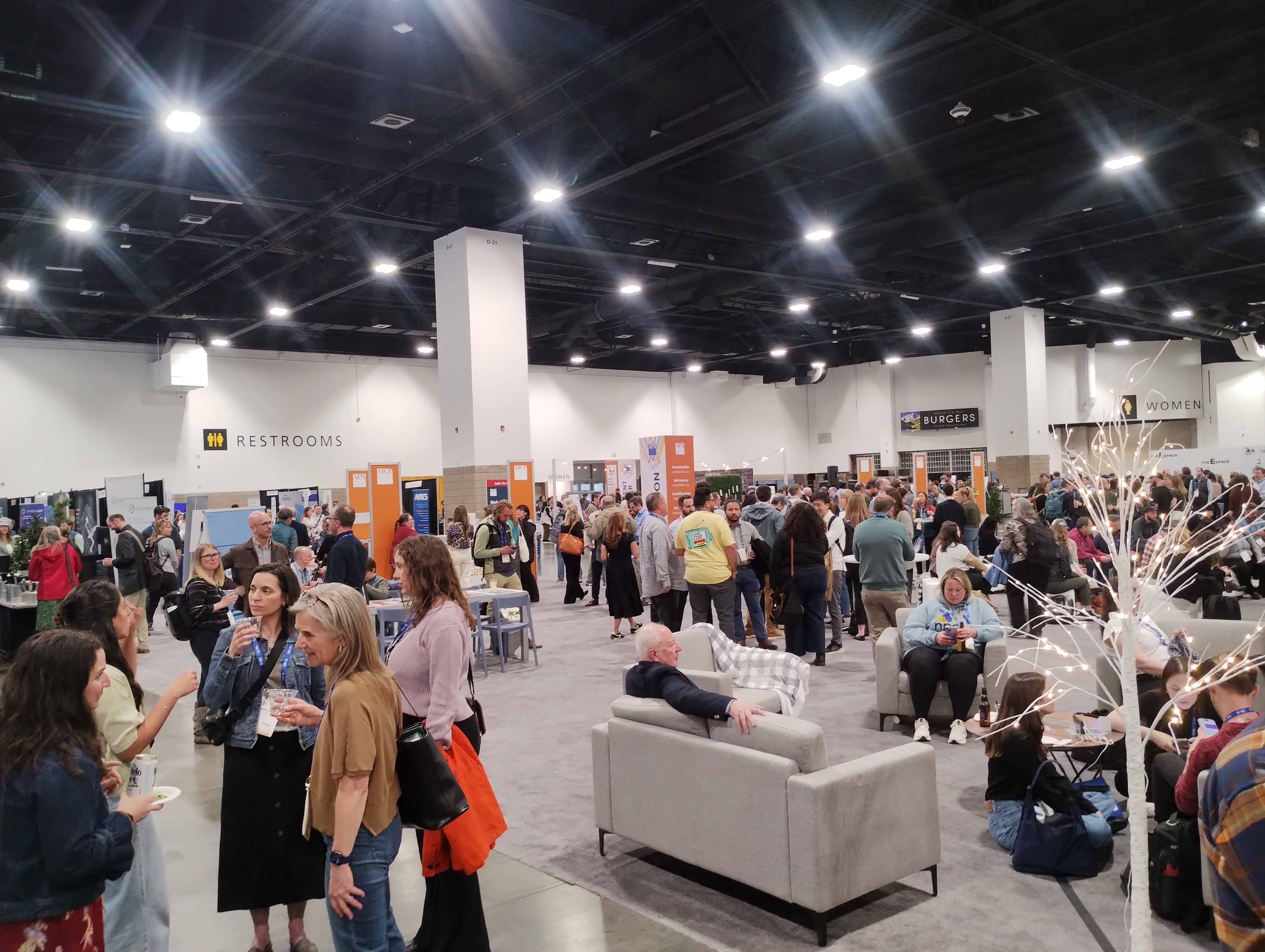 Image showing the exhibition hall at the American Planning Association Conference in Denver in 2025